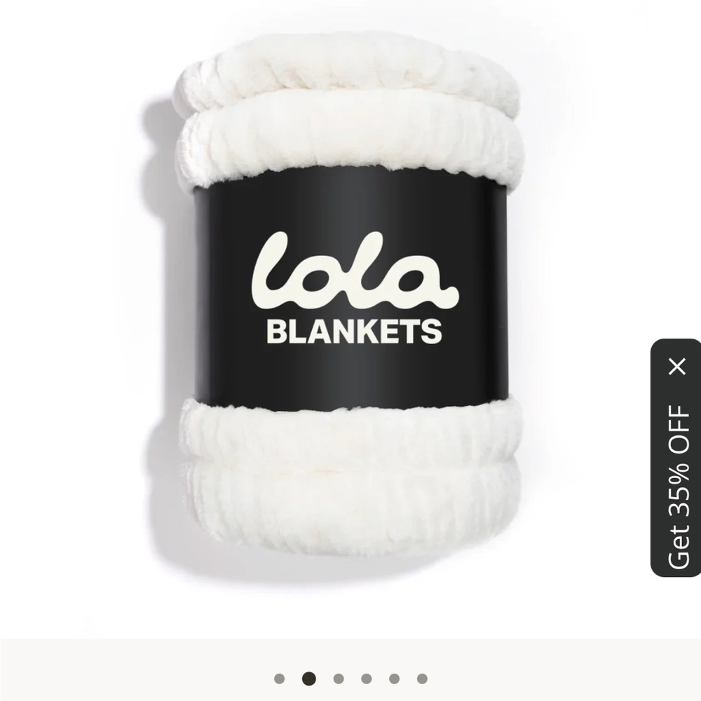 Lola blankets creamy cloud XL brand new in box